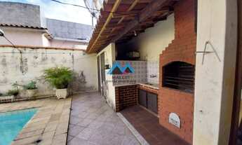 Imagem 2: Linda casa com 2 quartos, sendo 1 suíte, 131m², com piscina e churrasqueira à venda na Pen