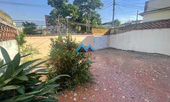 Imagem 4: Casa de 2 quartos, 98m² de área construída e 225m² de área total do terreno, à venda em Av