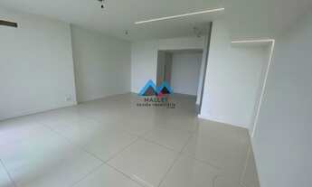 Imagem 2: Excelente apartamento de luxo, com 3 suítes, 181,10 m², com 2 vagas de garagem, à venda no