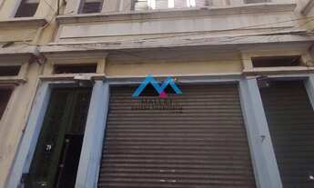 Imagem: Prédio comercial de 6 andares, 696 m²