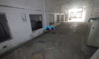 Imagem: Galpão de 274 m², com vaga de garagem