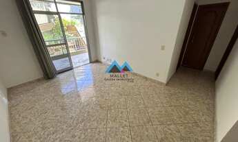 Imagem 2: Excelente apartamento de 2 quartos, 70 m², com varanda e vaga de garagem, à venda na Praia