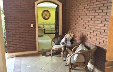 Imagem 4: 4 dormitórios na Rua Barretos