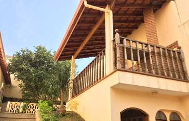 Imagem 3: 4 dormitórios na Rua Barretos