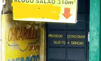 Imagem 2: 310M² de Área Construída na Estrada Do Poney Club