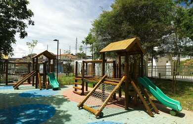 Imagem 2: 2 dormitórios, 1 suítes, 1 vaga na garagem, 60M² de Área Construída