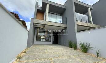 Imagem: SOBRADO GEMINADO EM CONSTRUÇÃO COM 3 DORMITÓRIOS