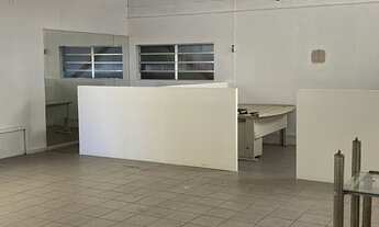 Imagem 7: Galpão jundiaí, 2 banheiro na Rua Dino 854a