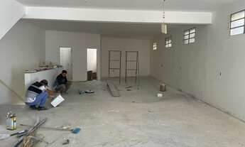 Imagem 5: Salão jundiaí, 2 banheiro na Rua Messina