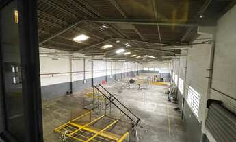 Imagem: Galpão jundiaí, 4 banheiro na Rua José