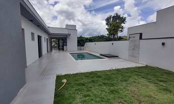 Imagem 3: Condomínio Euroville: 3 Quartos, 3 Suítes, 2 Salas, 4 Banheiros, 2 Vagas, 190m² em Braganç