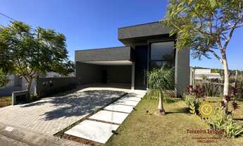 Imagem: Casa de Luxo à Venda em Condomínio Euroville