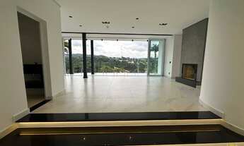 Imagem 4: Casa com 6 Quartos Condomínio Jardim das Palmeiras - 1.825 m² de Pura Elegância!