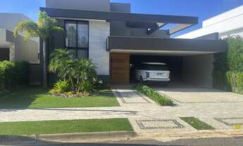 Imagem: Luxuosa Casa em Condomínio à Venda em