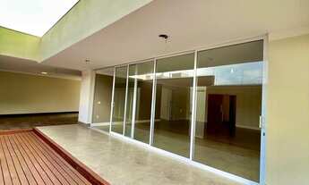 Imagem 2: Ótima casa no Parque Castelo De 880 mil por 780 mil