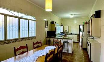 Imagem 3: Casa no Jardim Bueno por R$ 650.000,00