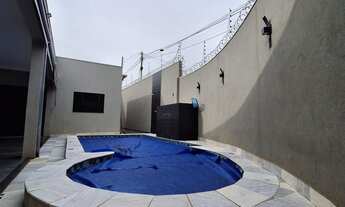 Imagem: Casa / Área De Lazer no Jardim Adelinha