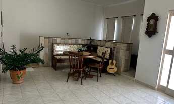 Imagem 4: Casa no bairro São José por R$ 700.000,00