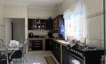 Imagem 2: Casa Jardim Luíza por R$ 335.000,00