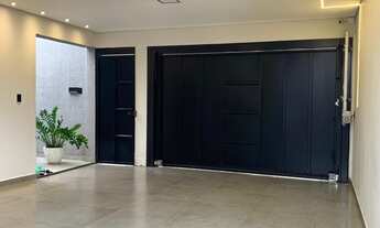 Imagem: Casa Ana Dorotéia por R$ 550.000,00