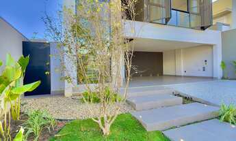 Imagem: Sobrado alto padrão Condomínio Veredas