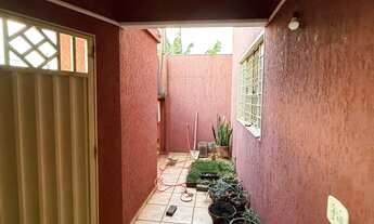 Imagem 3: Casa no Jardim Petráglia por 650 mil