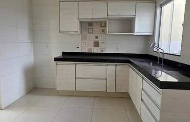 Imagem 4: Casa no Bairro Polo Club por R$ 350.000,00