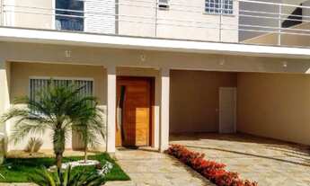 Imagem 3: Ótimo sobrado com 3 suítes e piscina dentro de condomínio fechado em Valinhos