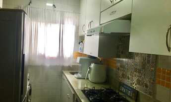 Imagem 4: Casa térrea com ampla varanda. Semi-mobiliado, 3 dormitórios em condomínio fechado