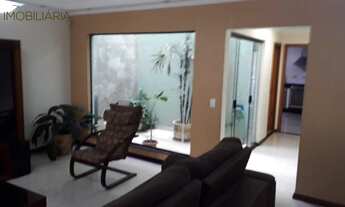 Imagem 4: Lindo Sobrado com 4 dormitórios, em frente à praça em São Bernardo do Campo