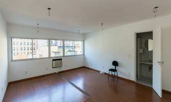 Imagem: 2 banheiro, 1 vaga na garagem, 36M² de