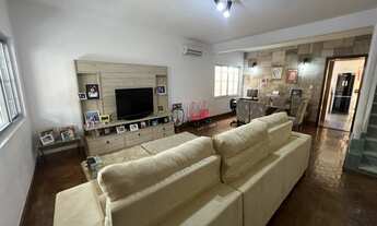 Imagem: 3 dormitórios, 3 banheiro, 2 vagas na garagem