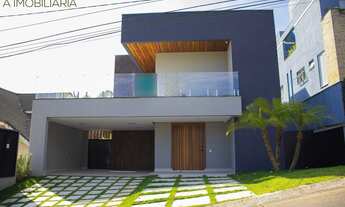 Imagem: 4 dormitórios, 4 suíte, 6 banheiro, 4