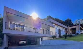 Imagem: 3 dormitórios, 3 suíte, 5 banheiro, 6