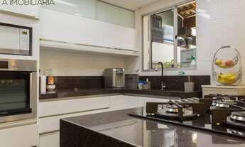 Imagem 2: Casa em Condomínio com lazer complerto à Venda - 3 Quartos, 1 Suíte, 3 Banheiros, 2 Vagas