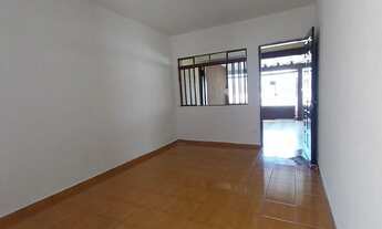 Imagem 4: Casa térrea à venda no Jardim Oriental, Santo André - 2 quartos, 1 banheiro, 2 vagas de ga