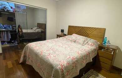 Imagem 12: Sobrado com 4 Dormitórios (2 Suítes) e 4 Vagas na Vila Camilópolis em Santo André/SP!