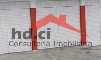 Imagem 3: Ótimo ponto comercial . de esquina , tem quase 30 metros de frente; com SALÃO de 263m2 , m