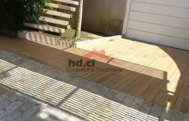 Imagem 6: O imóvel é um Sobrado em etapa final de construção, está localizado à 5 min a pé do mercad