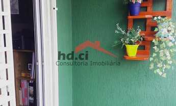 Imagem 2: Lindo sobrado com 3 dormitórios, sendo uma suíte e 4 vagas de garagem. o Imóvel acompanha