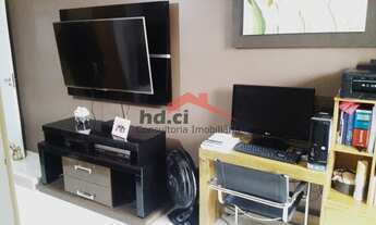 Imagem 3: Lindo sobrado com 3 dormitórios, sendo uma suíte e 4 vagas de garagem. o Imóvel acompanha