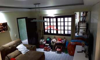 Imagem 3: Lindo sobrado com 3 quartos, sendo 1 suíte com sacada, sala 2 ambiente, cozinha grande e p