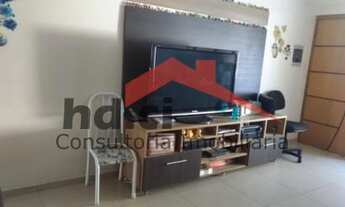 Imagem 2: Sobrado com 3 dormitórios sendo 1 suíte, ampla sala 2 ambientes em porcelanato, 6 vagas de