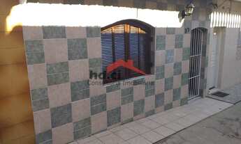 Imagem: Linda casa na Penha, em Vila próxima a