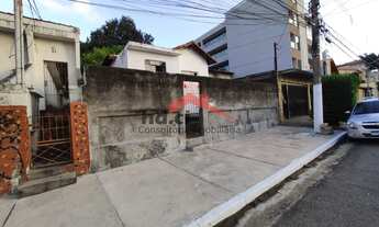 Imagem: Terreno amplo com 10 metros de frente por