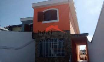 Imagem: Lindo sobrado tríplex 196m2 de área construída