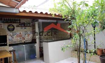 Imagem: Ótimo sobrado, cômodos amplos, quintal