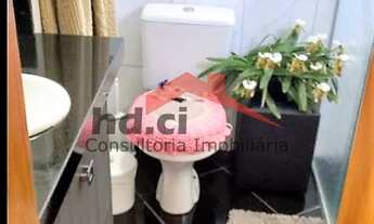 Imagem 6: Sobrado com 2 dormitórios, sendo 2 suítes, todos com armários planejados, suítes com armár