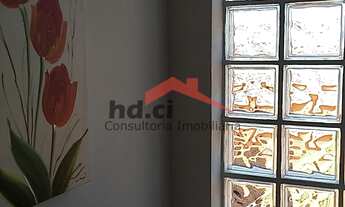 Imagem 5: Lindo sobrado com 3 dormitórios, sendo uma suíte, sala, cozinha, lavanderia, banheiro, cor