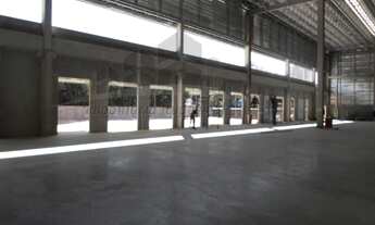 Imagem 7: Aluguel de Galpão Comercial no Distrito Industrial de Jundiaí-SP: 2 Salas, 2 Banheiros, 10